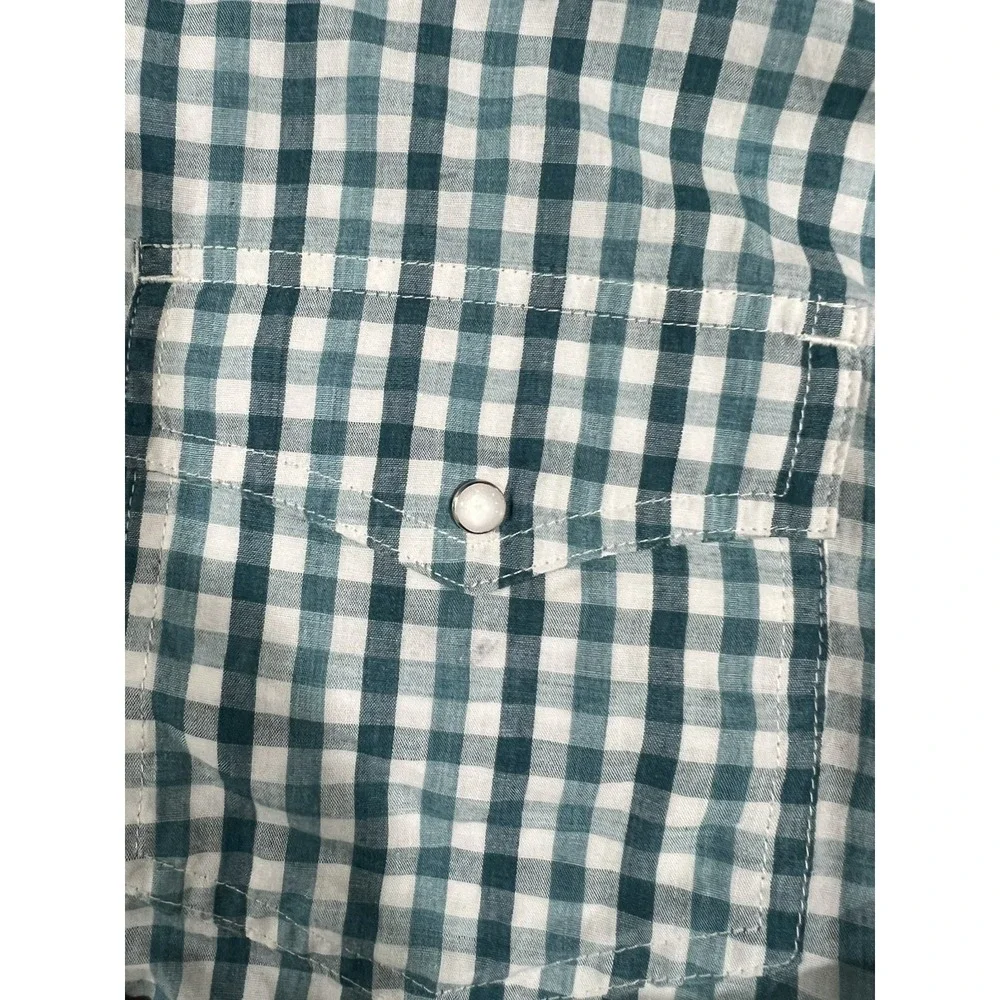 Levis levi green